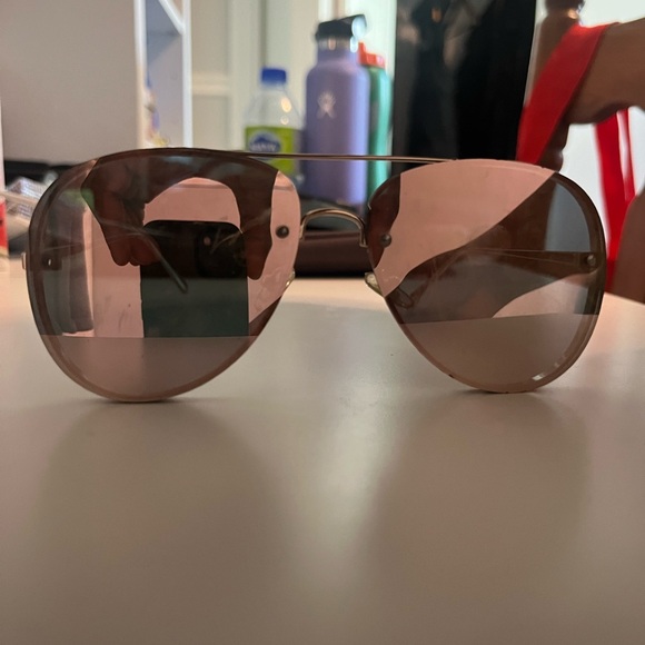 Aviator sunglasses - Picture 2 of 4